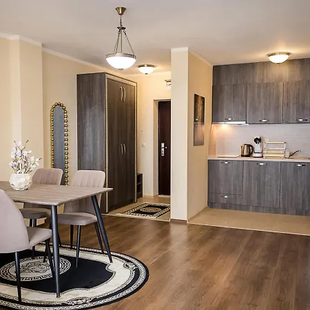 Апартаменты Elegant 1br With Balcony In Argisht Palace By Flat Mаnаger *