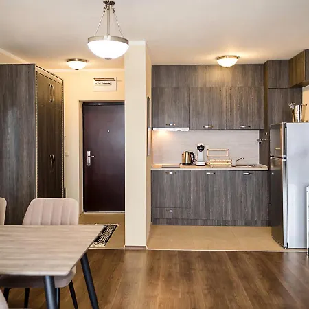 Elegant 1br With Balcony In Argisht Palace By Flat Mаnаger Апартаменты *
