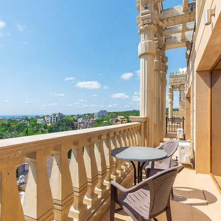 Elegant 1br With Balcony In Argisht Palace By Flat Mаnаger *