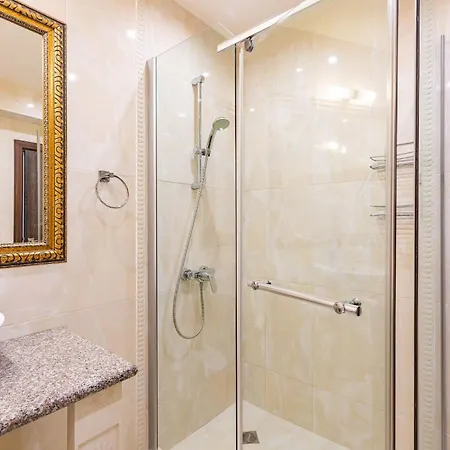 Elegant 1br With Balcony In Argisht Palace By Flat Mаnаger Апартаменты Варна